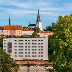 Go Hotel Shnelli