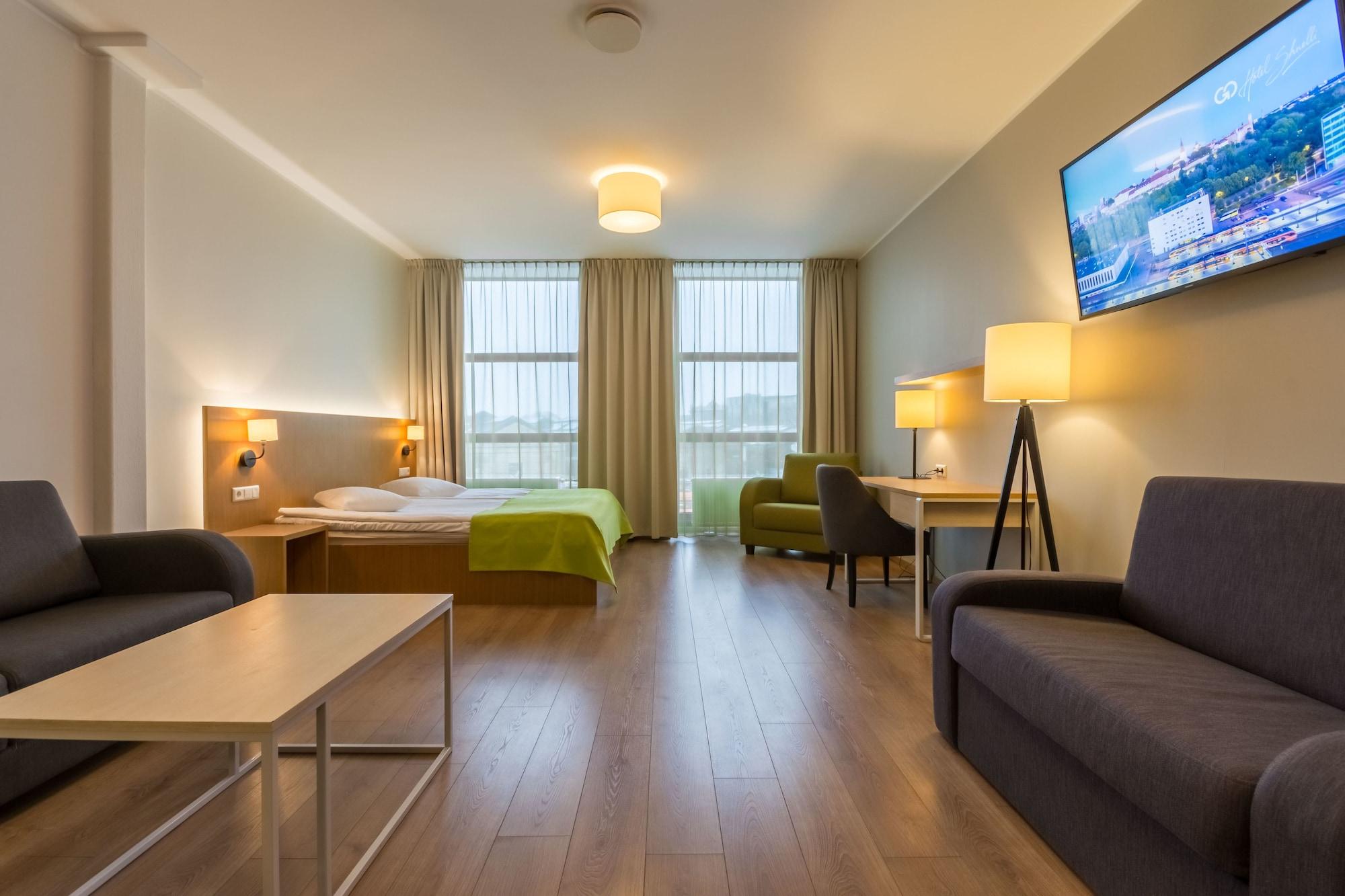 Go Shnelli Hotell
